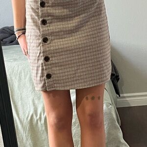 Chic Button-Front Mini Skirt